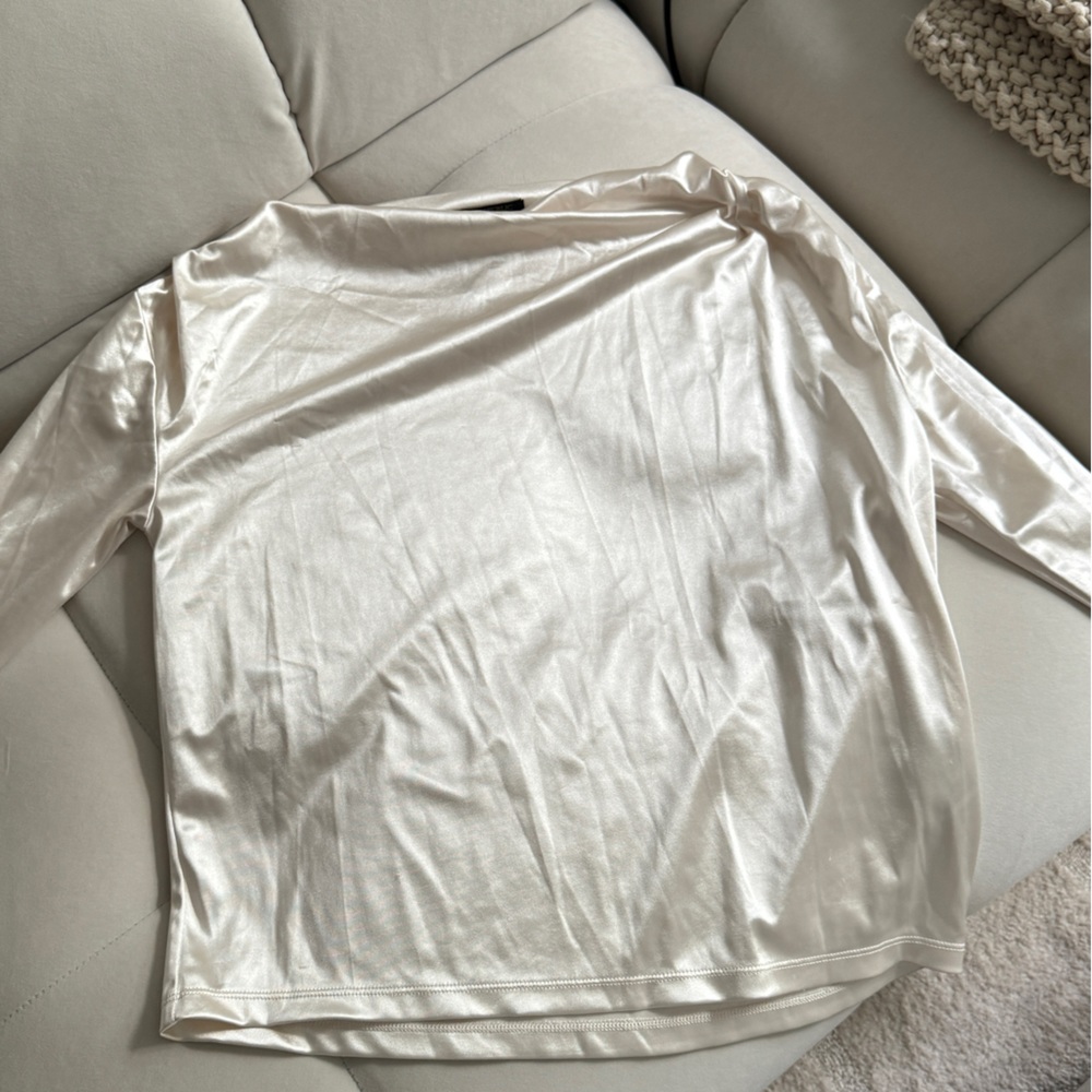 Banana Republic satin top